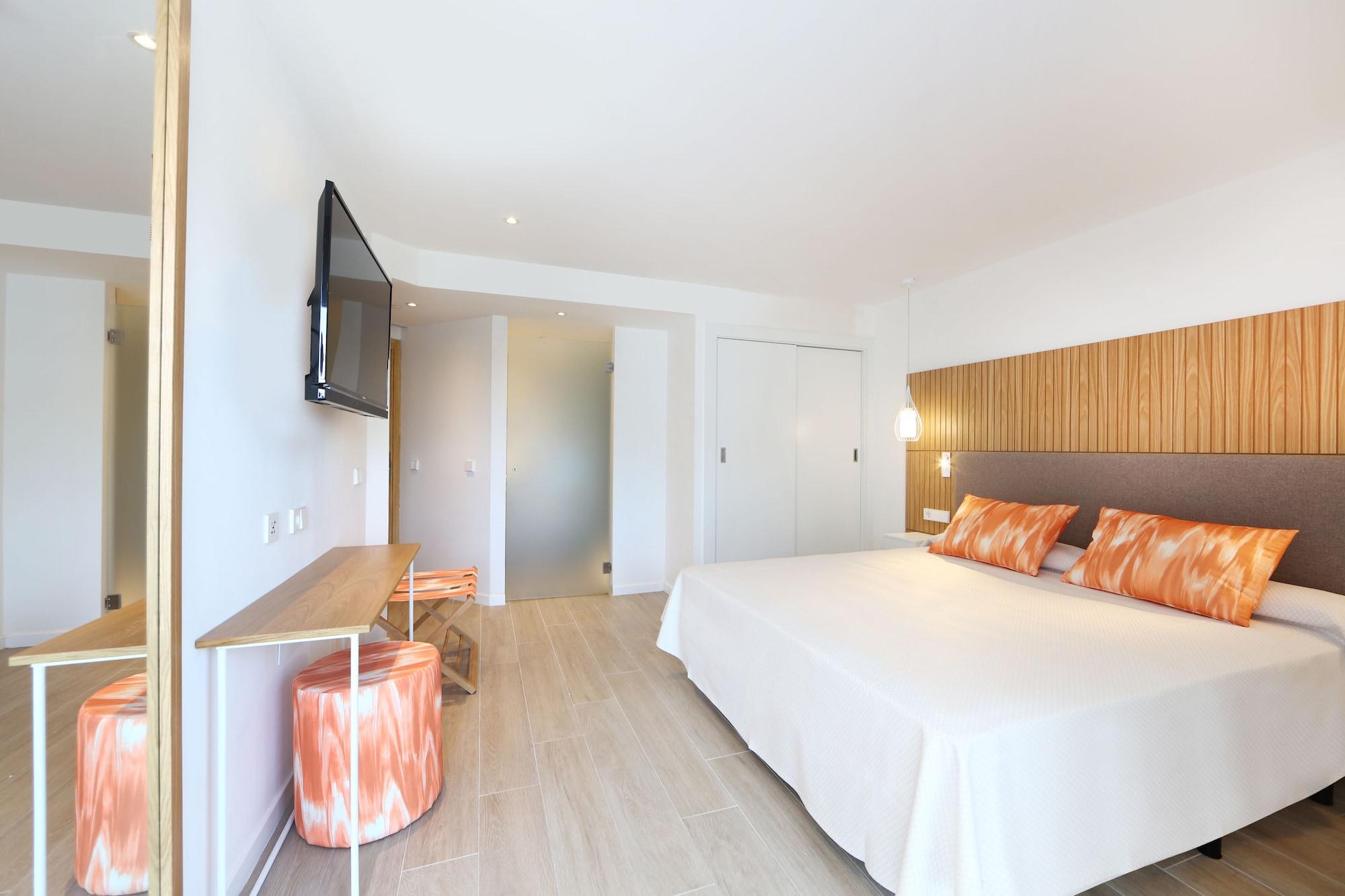Iberostar Waves Playa De Muro Platja de Muro Εξωτερικό φωτογραφία
