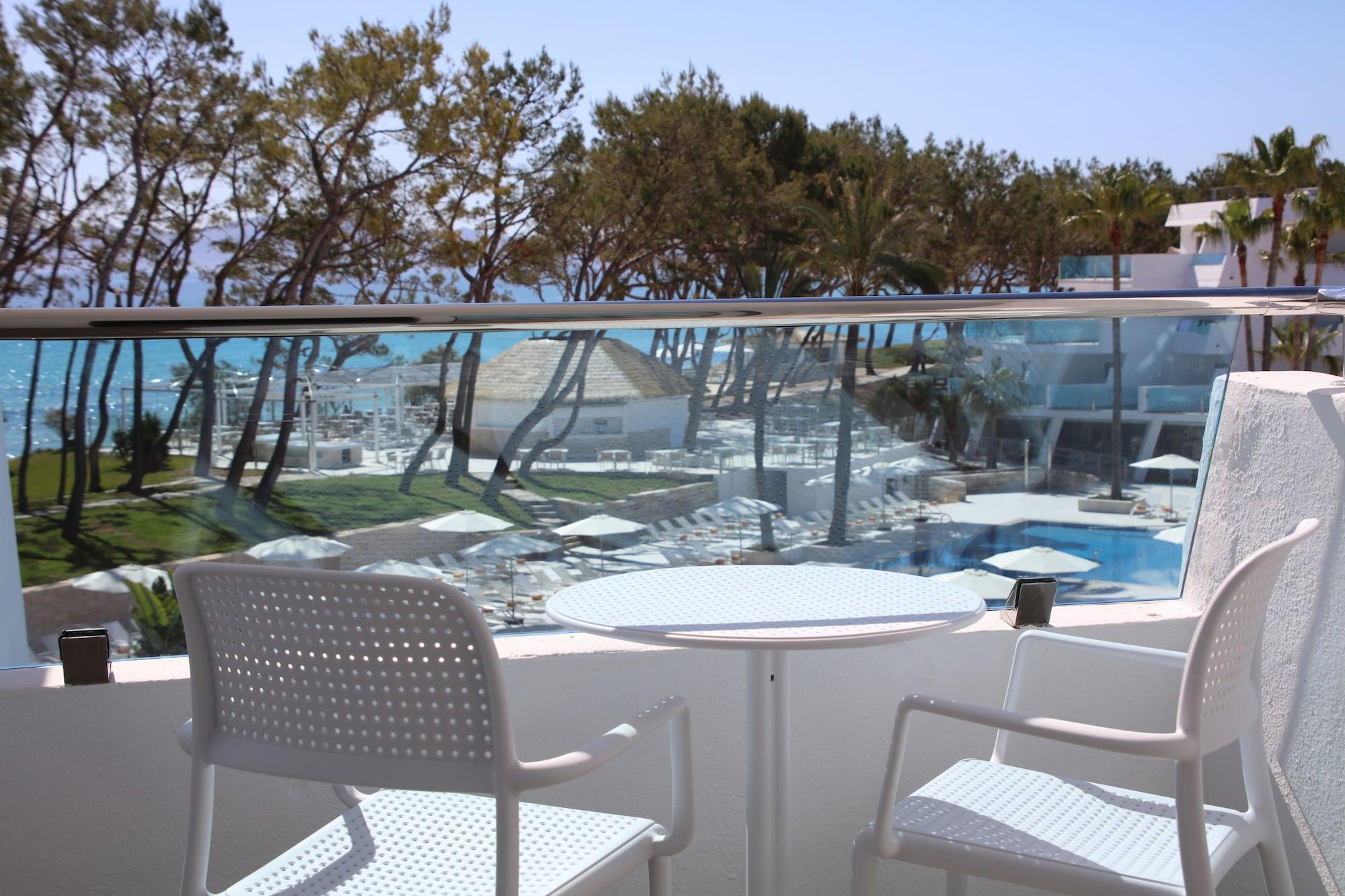 Iberostar Waves Playa De Muro Platja de Muro Εξωτερικό φωτογραφία